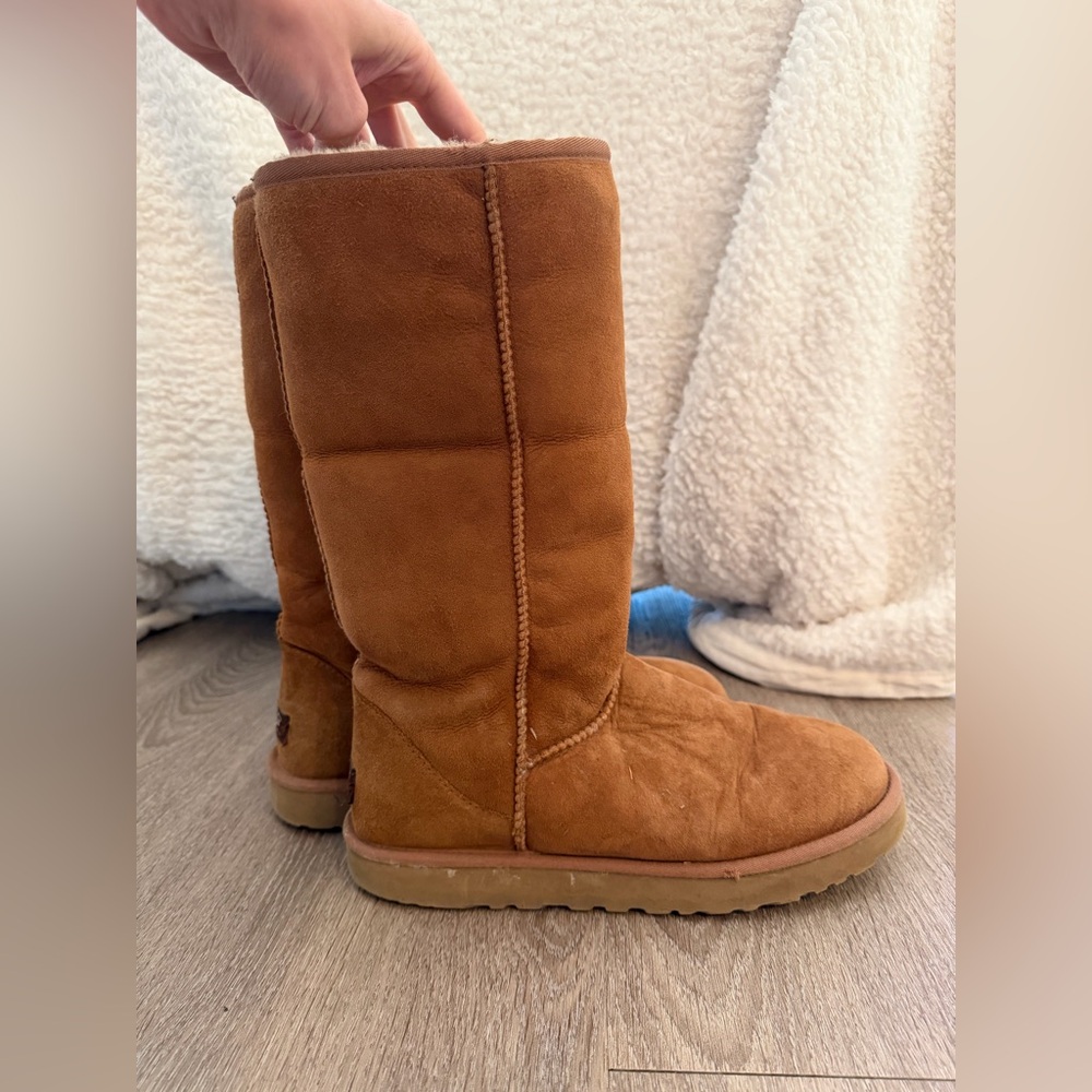 UGG Classic Tall Chestnut Sheepskin Suede Shearling Lined Boots Women’s Size 10 - Picture 4 of 9